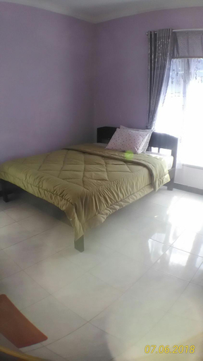 Bedroom 3, Cinnamon Guest House, Ngada