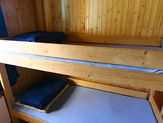 Others 4, Horska Chata pod Soliskom, Poprad