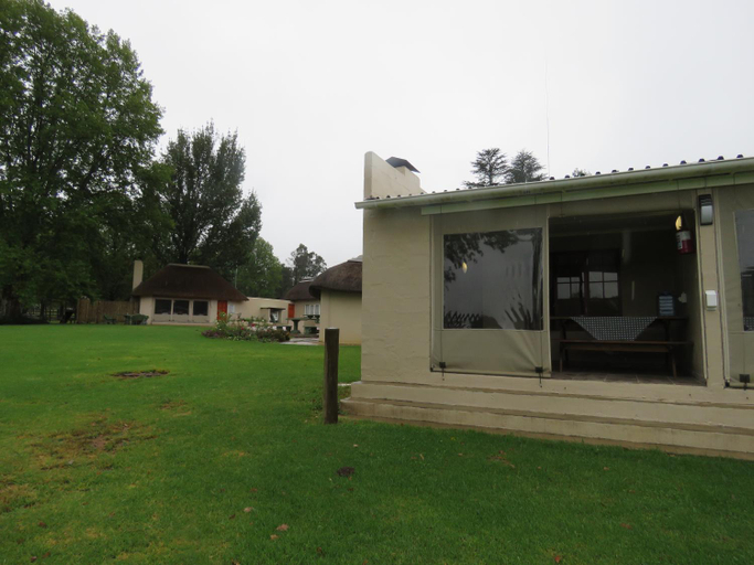 Others 3, Riverside Manor, Umgungundlovu