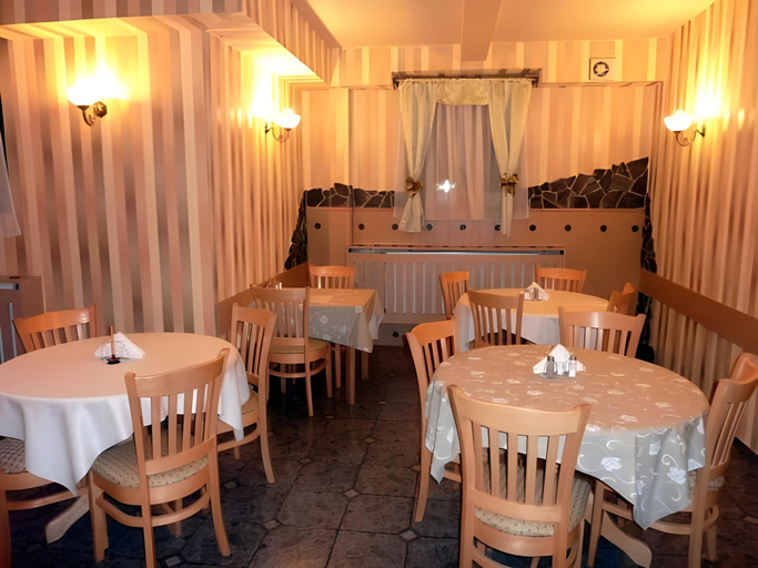 Food & Drinks 3, Penzion Tiberia, Trenčín