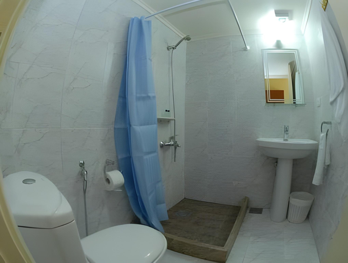 Bathroom 4, Byblos Comfort Hotel, Jubail