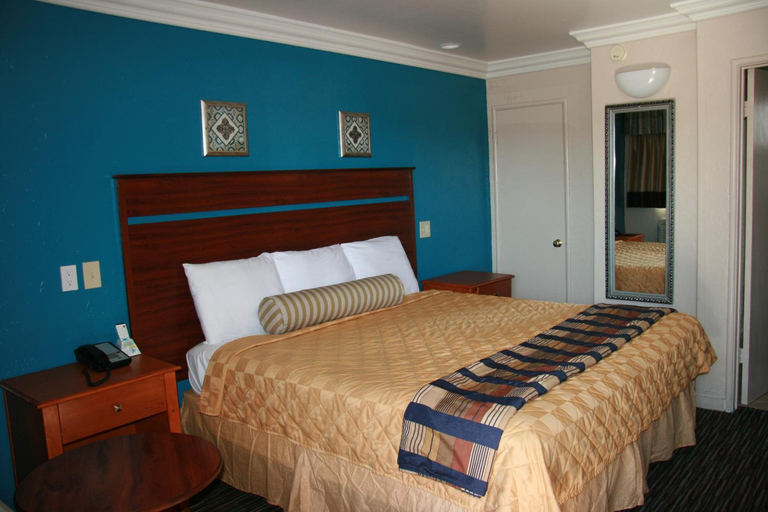 Bedroom 8