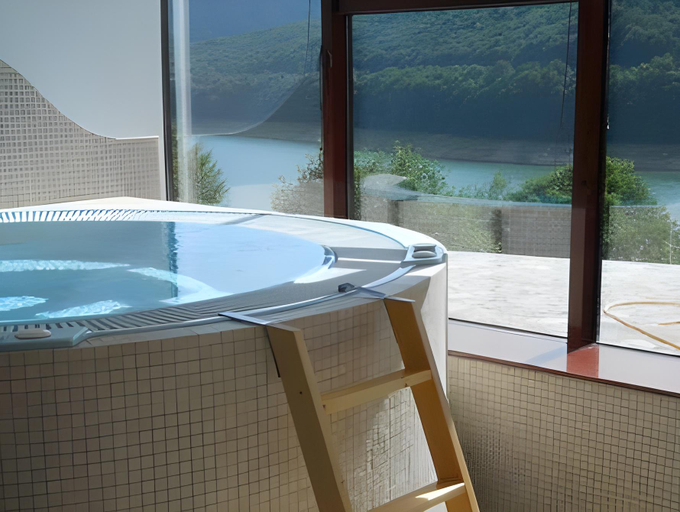 Sport & Beauty 2, Hotel Valea cu Pesti, Capatanenii Pamanteni