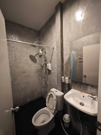 Bathroom 3, La Chambre at Lanta, Ko Lanta