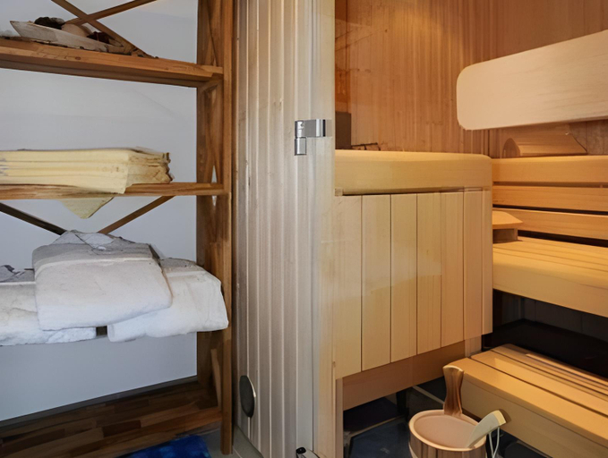 Bedroom 3, Hotel Valerie, Zell am See