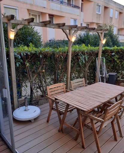 Others 3, F2 avec Terasse, Parking gratuit, Yvelines