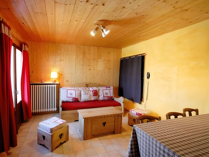 Bedroom 2, Logis Hotel & Spa Beau-Site, Haute-Savoie