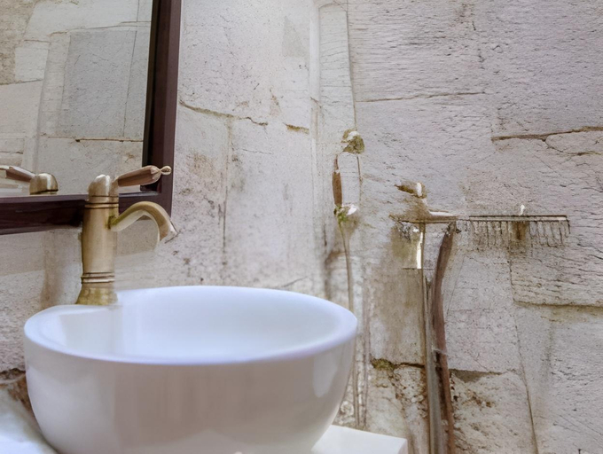 Bathroom 4, Casa Dei Delfini, Crete