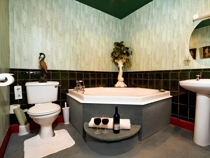 Bathroom 3, Falls of Lora Hotel, Argyll and Bute