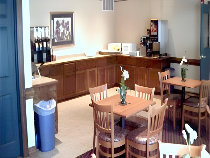 Food & Drinks 5, Country Inn & Suites by Radisson, Round Rock, TX, Williamson