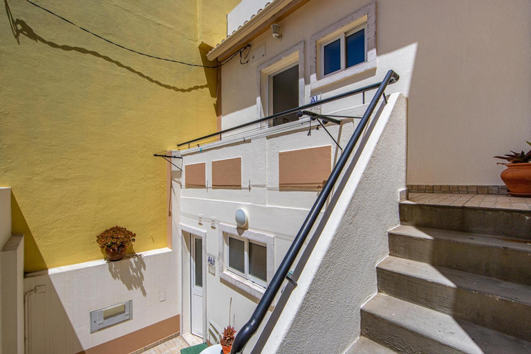 Caparica Surf Apartment by Host-Point, Almada