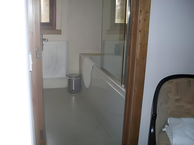 Bedroom 2, The Barn B&B, Bridgend
