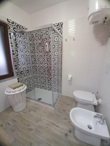 Others 5, B&b Casa Rossa, Salerno
