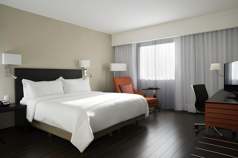 Bedroom 2, Fiesta Inn Monterrey Valle, San Pedro Garza García
