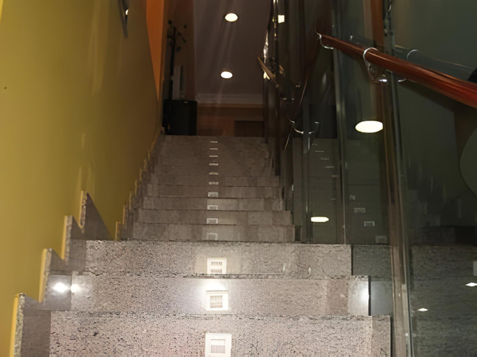 Others 5, Hostal Campestre, Valladolid