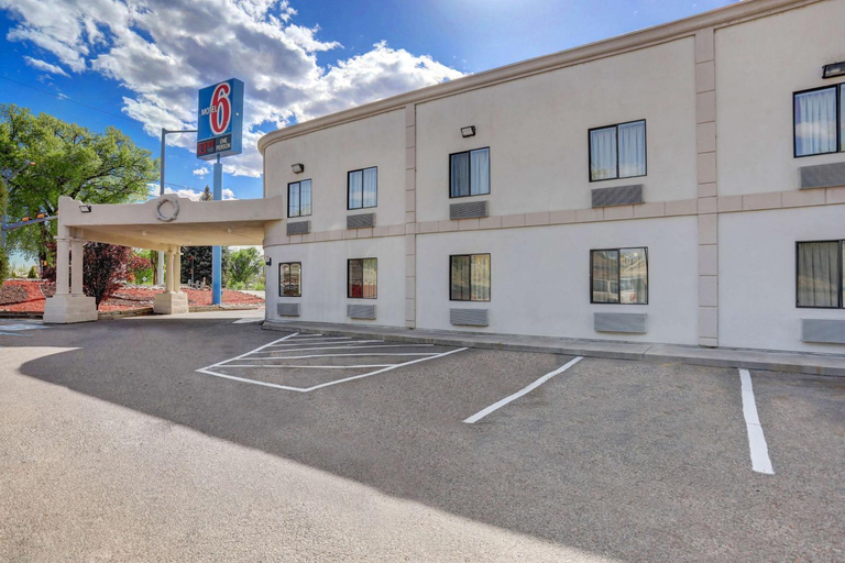 Exterior & Views 2, Motel 6 Espanola, NM, Rio Arriba