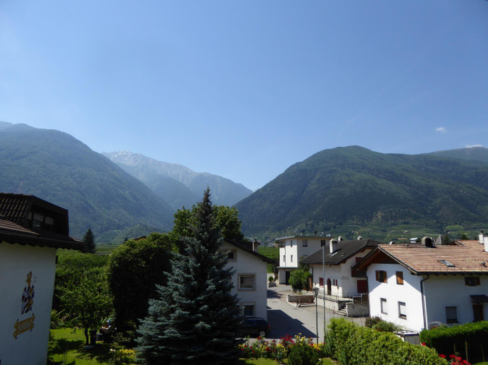 Others 2, Haus Schlossblick, Bolzano