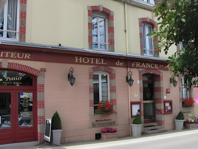 Others 4, Hotel de France, Côtes-d'Armor