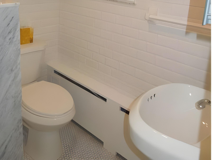 Bathroom 4, Hamlet Inn, Suffolk