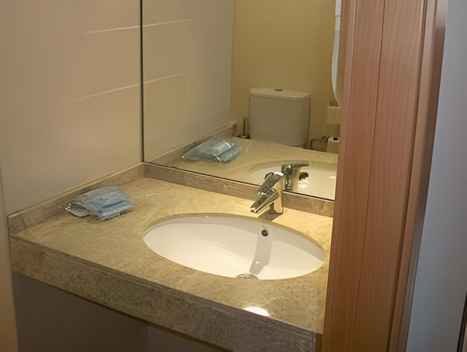 Bathroom 4, Áncora Salou, Tarragona