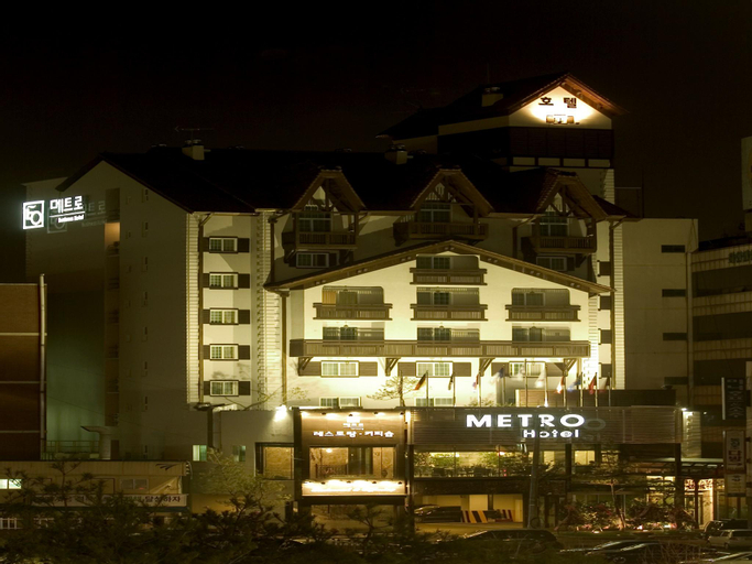 Metro Tourist Hotel Cheonan, Cheonan