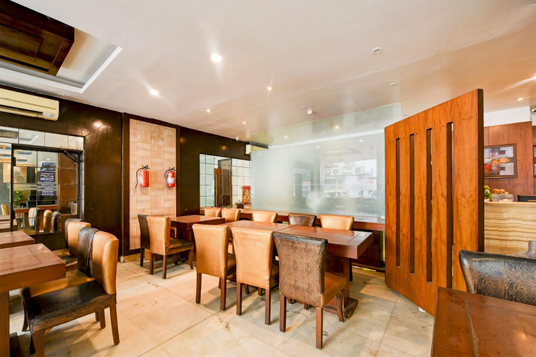 Food & Drinks 5, Hotel Raj, Delhi