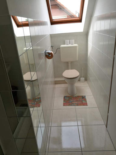 Bathroom 3, Kovacs Vendeghaz, Csepreg