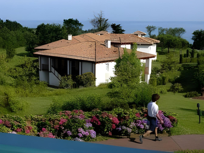 Exterior & Views 1, Residence Pierre & Vacances Le Domaine de Bordaberry, Pyrénées-Atlantiques