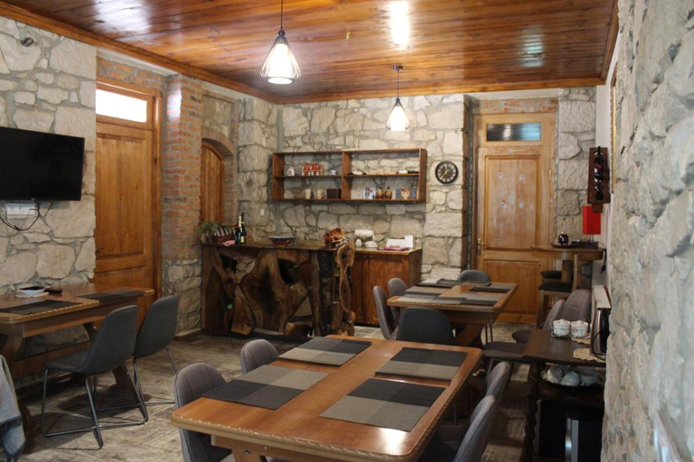 Food & Drinks, Royal Edena, Ambrolauri