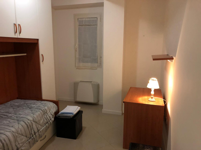 Bedroom 16