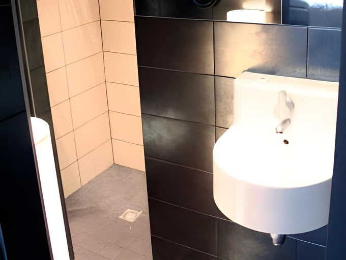Bathroom 4, 7Art Hotel, Alpes-Maritimes