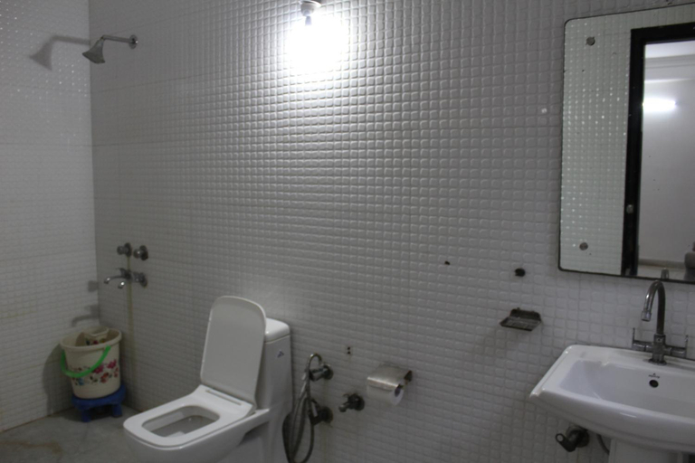 Bathroom, Yes Boss By Backpackers Heaven, Delhi