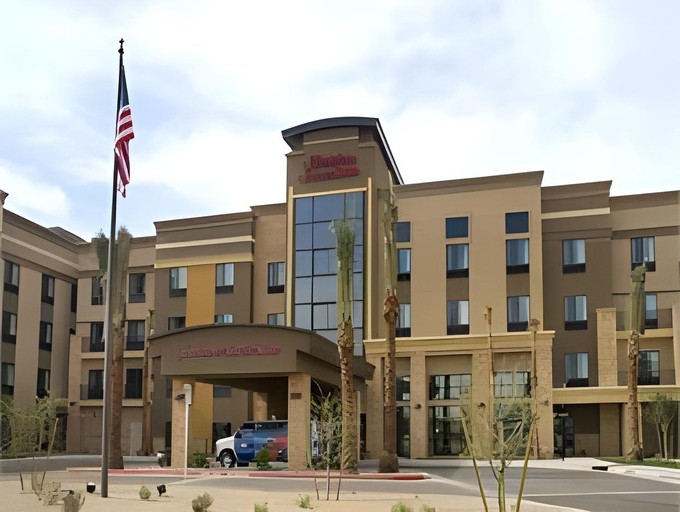 Exterior & Views 1, Hampton Inn & Suites Phoenix Glendale-Westgate, Maricopa