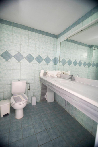 Bathroom 4, Evripides Village, South Aegean
