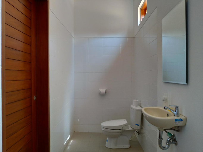 Bathroom, Lala Homestay Bingin, Badung