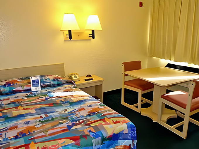 Bedroom 3, Knights Inn - Burlington, NC, Alamance