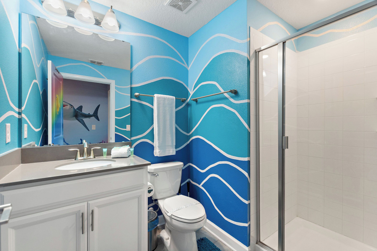 Bathroom 4, Wonderland Sleeps 14 Free Waterparks and South Facing Pool, Osceola