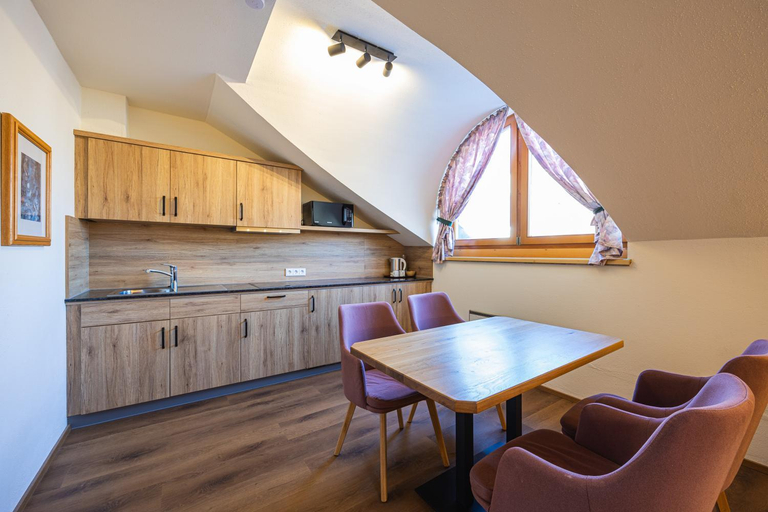 Dining Room 4