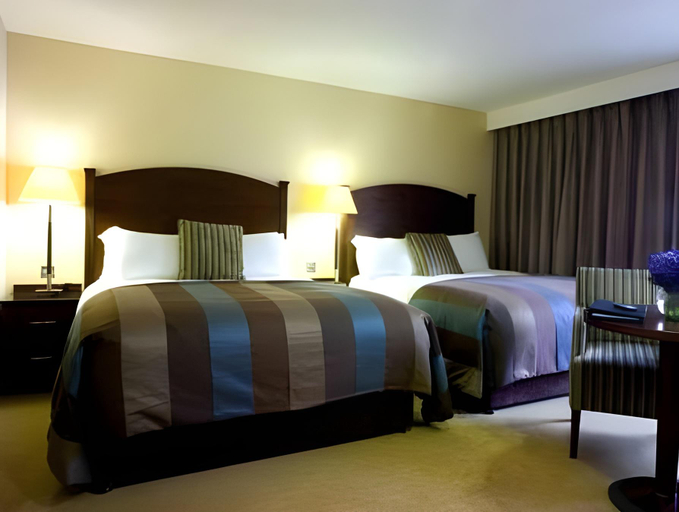 Bedroom 3, Slieve Russell Hotel