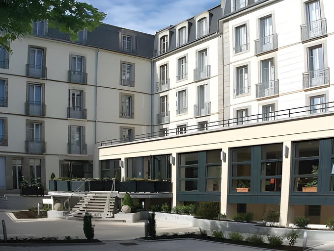 Exterior & Views 1, HOTEL CERISE - LES SOURCES Luxeuil-les-Bains, Haute-Saône