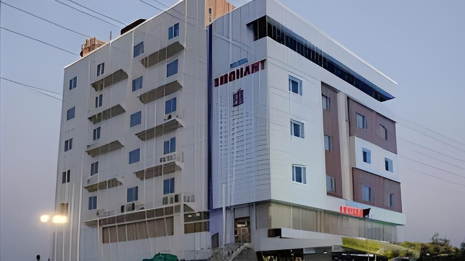 1, siddhant villa luxury hotel , Indore