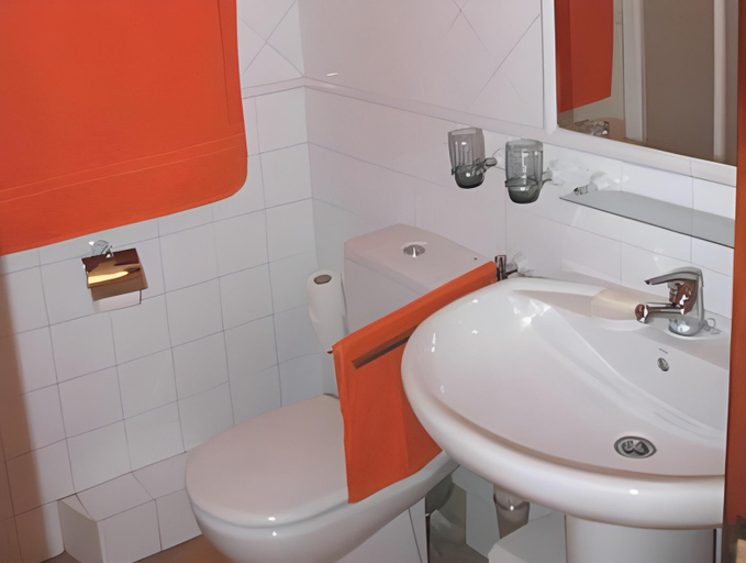 Bathroom 4, Sa Barcella TI 64, Baleares