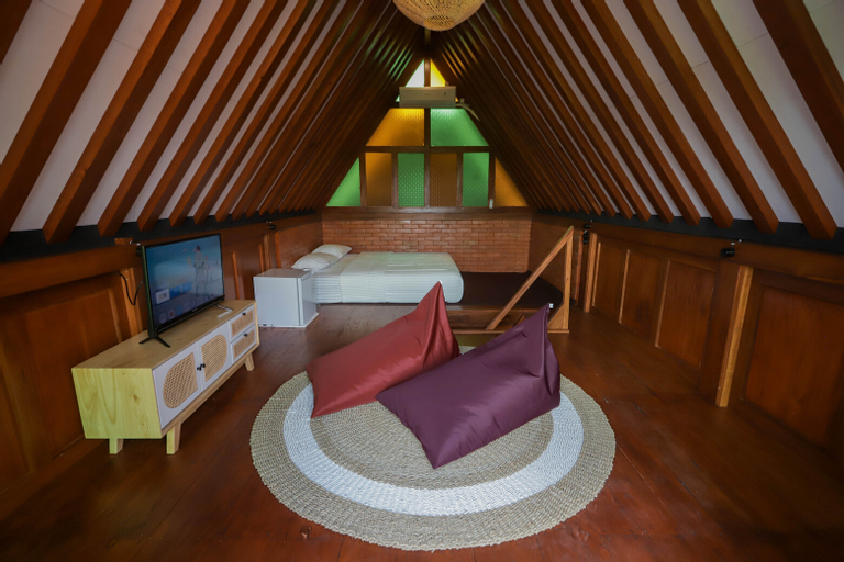 Bedroom 9