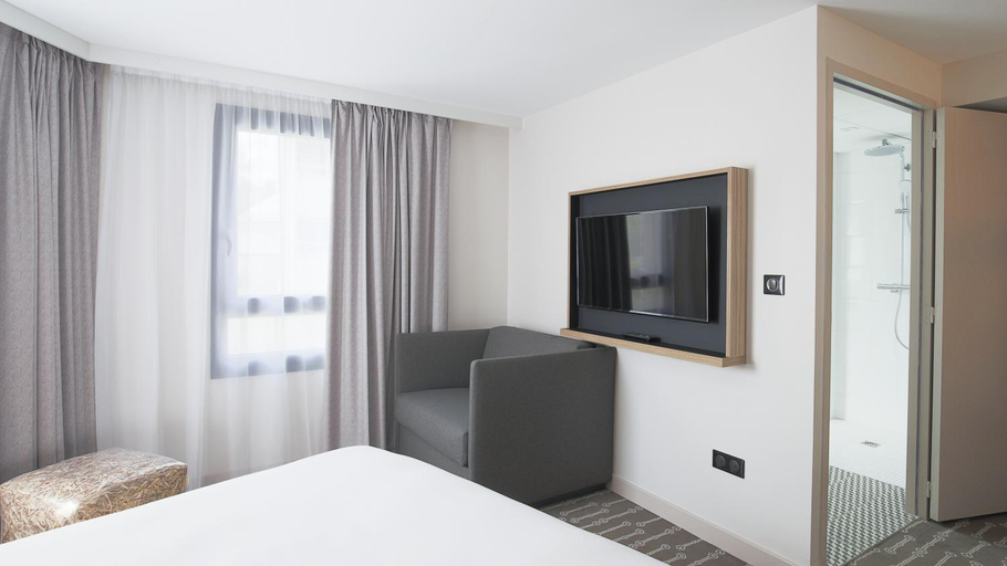 Bedroom 3, ibis Styles Laval Centre Gare, Mayenne