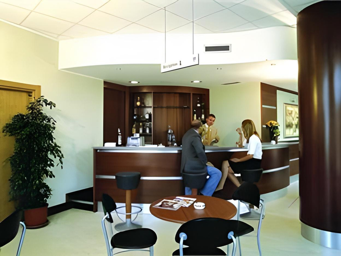 Food & Drinks 5, Hotel Re, Monza and Brianza