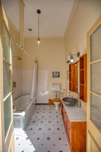 Bathroom 12