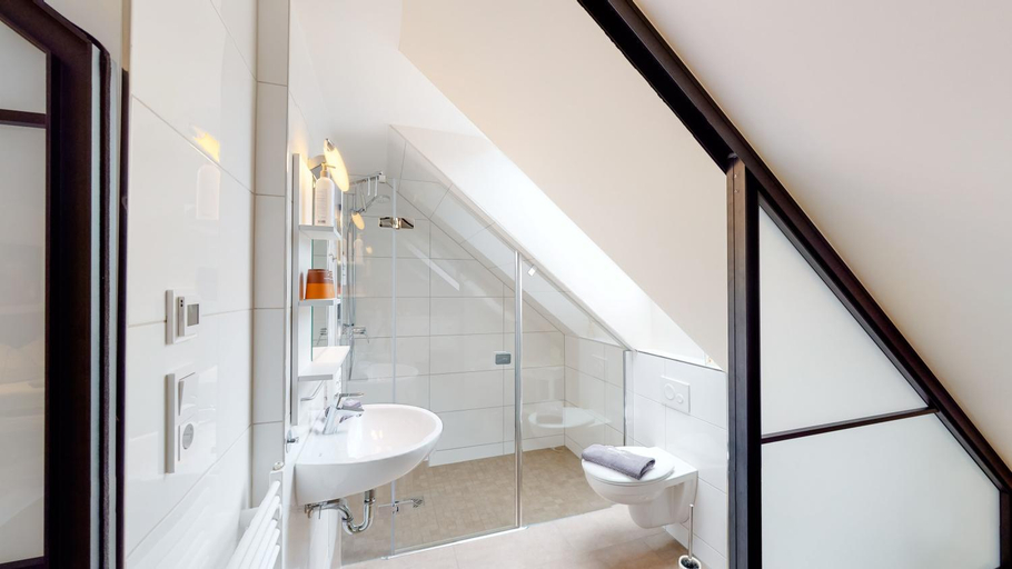 Bathroom 3, Biohotel Schonhagener Muhle, Prignitz
