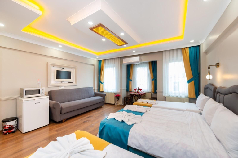Bedroom 4, Kadirga Studios, Fatih