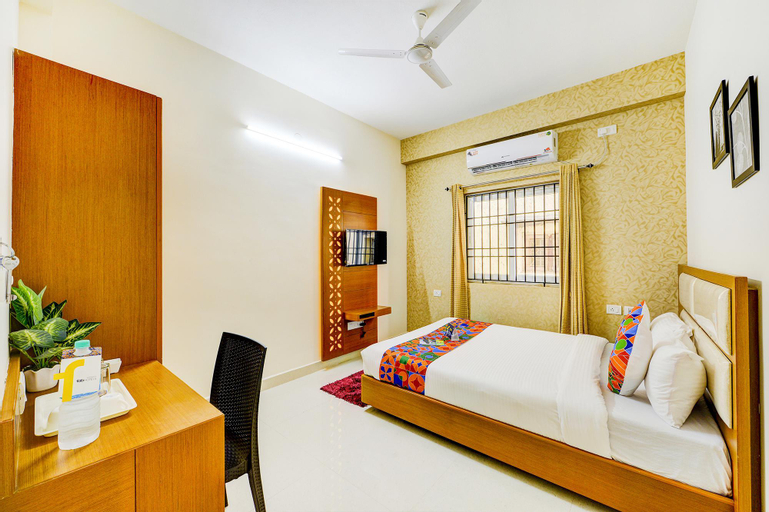 FabHotel Sky Bay - Nr. Sambhavnath Bhagwan Jain Temple & Spencer Plaza Mall, Chennai