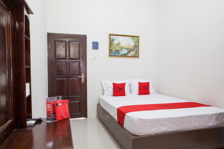 Bedroom 8